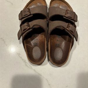 Birkenstock Arizona size 32